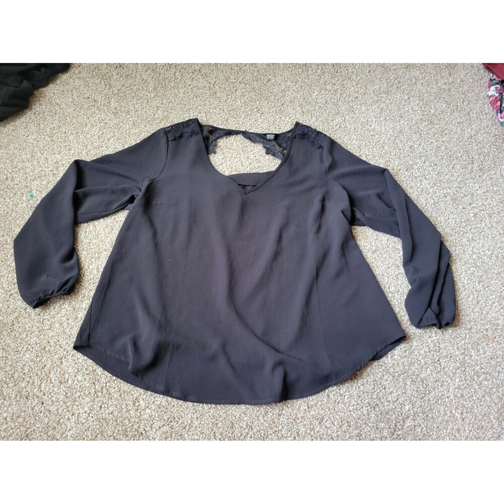 Black Torrid Long sleeve Lace Blouse Size 1